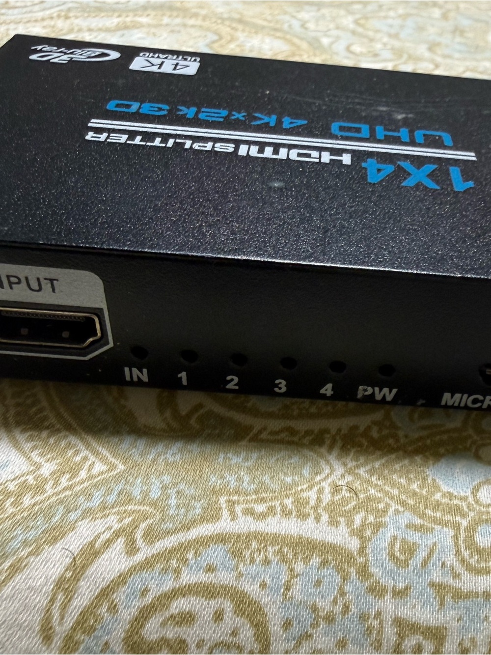 4-Port HDMI Splitter 4K UHD - Black